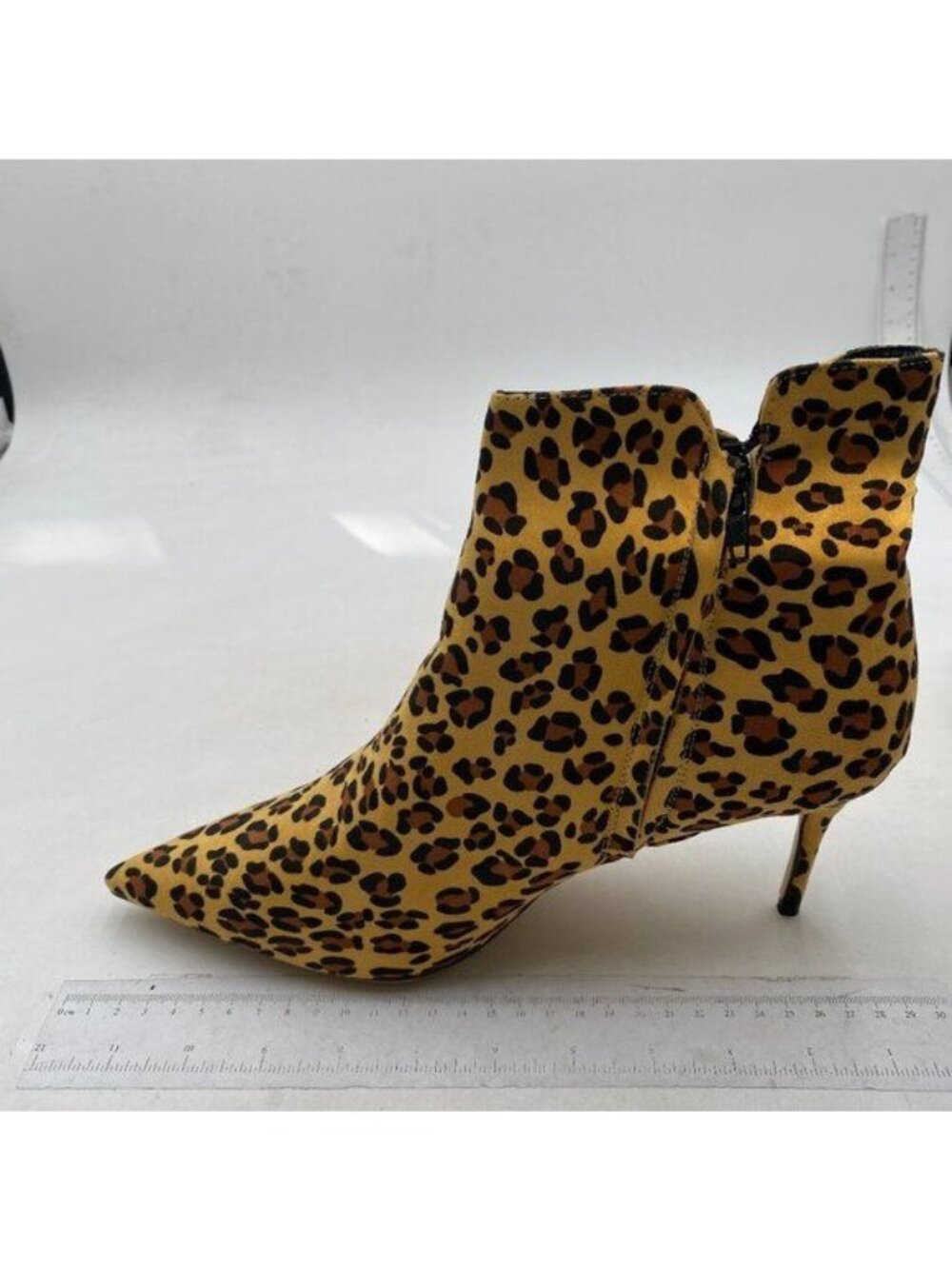 YDN Women Dressy Kitten Low Heel Ankle Boots Pointed Toe Booties Leopard